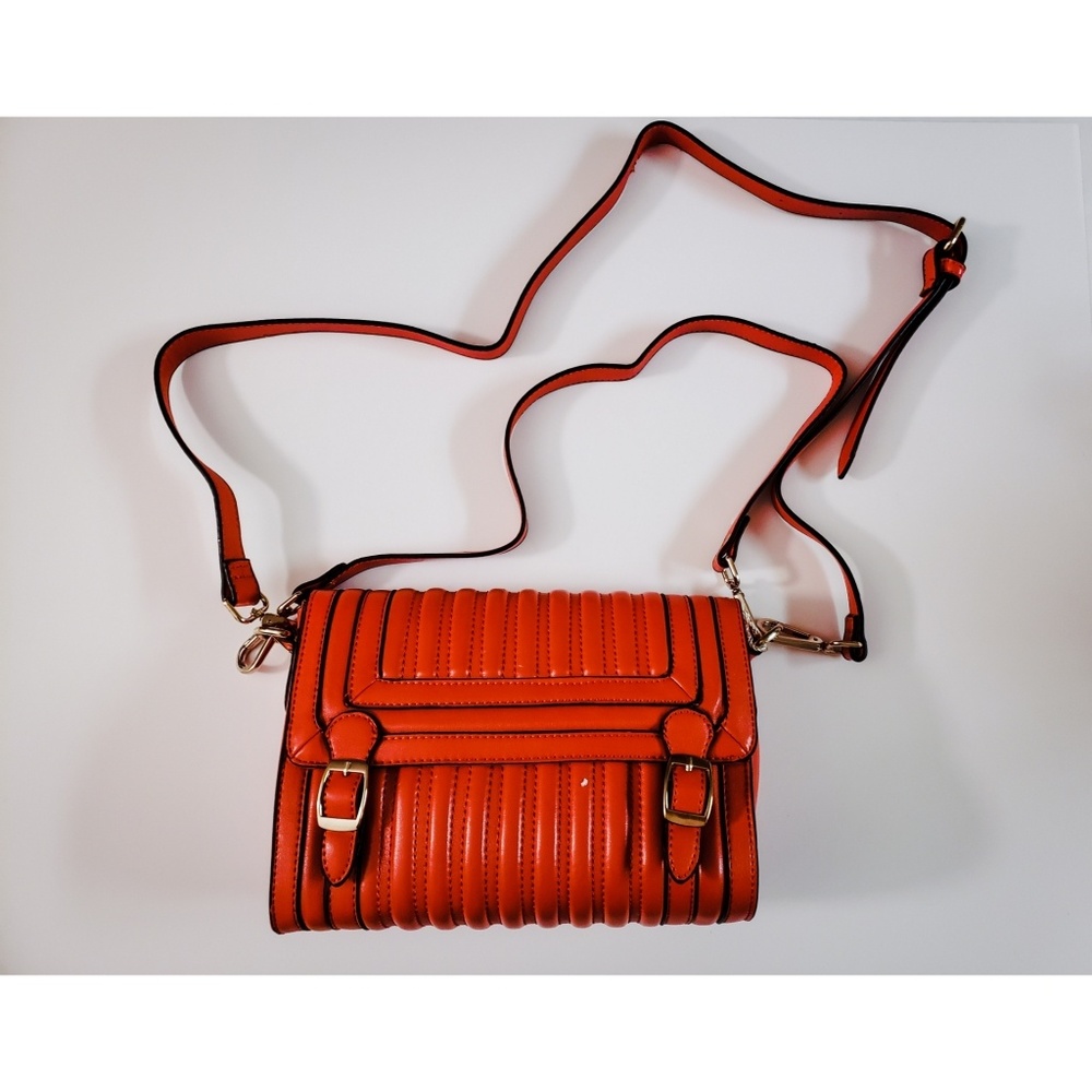 Lightly used crossbody bag.